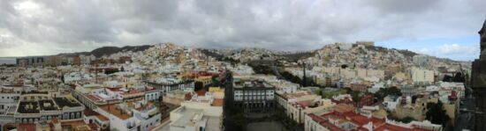 Blick von der Kathedrale Santa Ana nach San Roque und El Batan