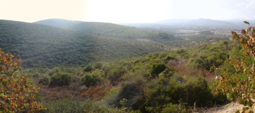 Blick von M. Αρσενιου (M. Arseniou) Richtung Westen