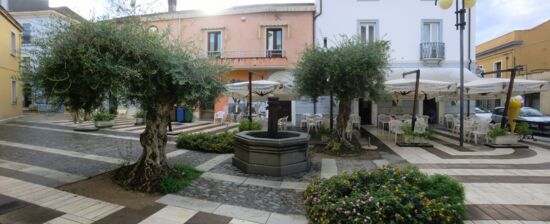 Piazza Roma mit Eiscafé