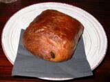 Croissant au chocolate