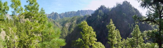 Blick vom Aussichtspunkt Somada del Palo auf den Picos de Toney